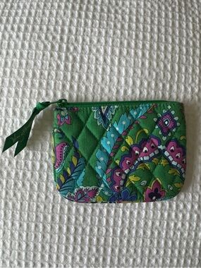 Vera Bradley Quilted Zip Coin Purse Card Holder Green Paisley Floral Wallet